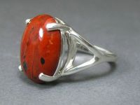 Кольцо «Овал» с яшмой красной